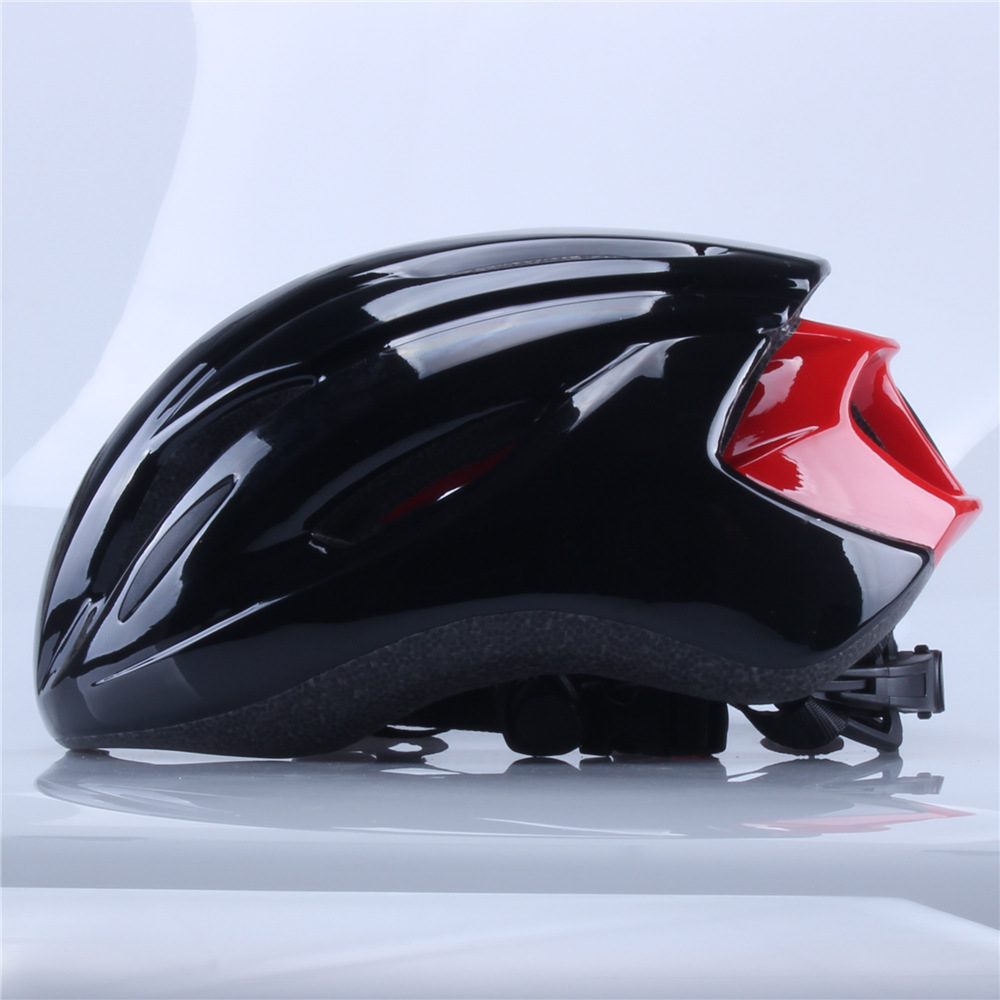 Casco da ciclismo Professional - Mountain Biking Helmet Kids recensione e prezzo