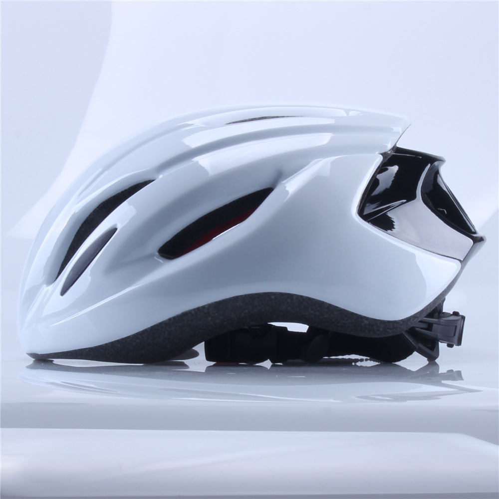 Casco da ciclismo Professional - Mountain Biking Helmet Kids recensione e prezzo