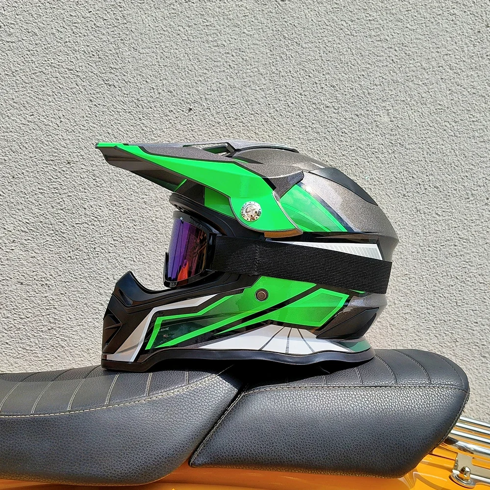 Casco Integrale Professionale  - Mountain Biking Helmet Full Face recensione e prezzo