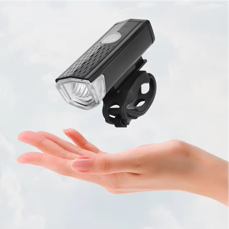 Faro Anteriore per Bicicletta  - Mountain Biking Lights recensione e prezzo